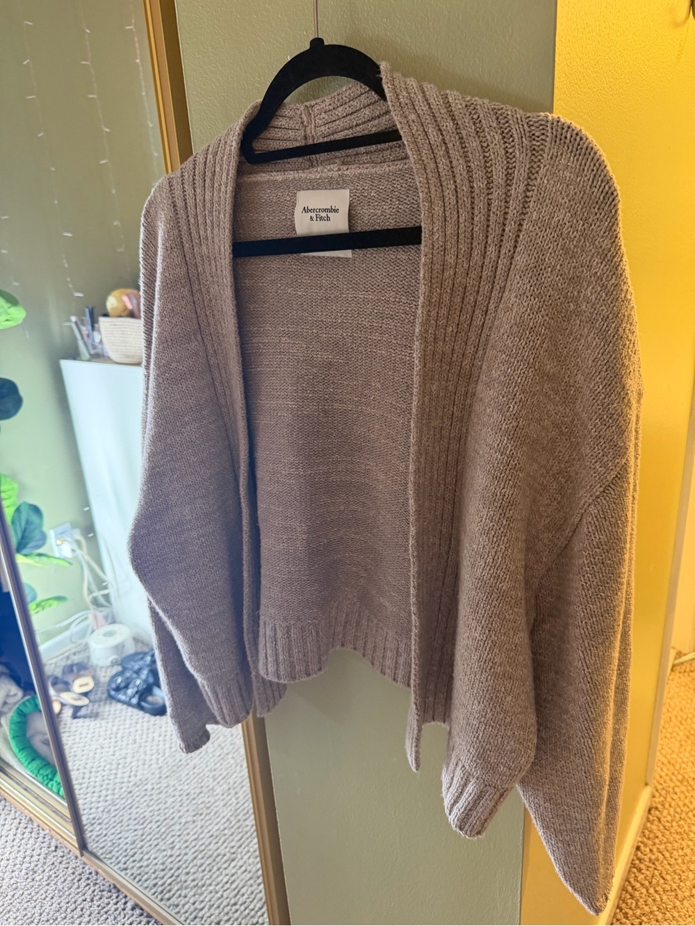 A&F cardi